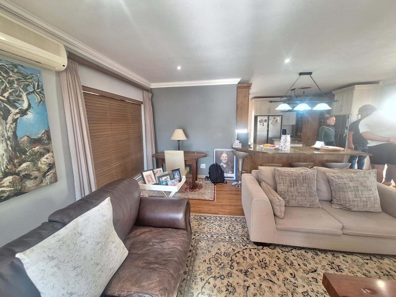 3 Bedroom Property for Sale in Mossel Bay Western Cape